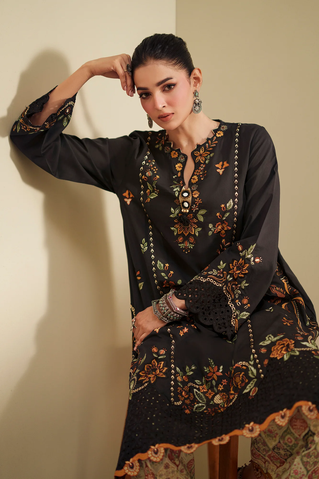 EMBROIDERED SUIT (E4347/103/902) - Image 7