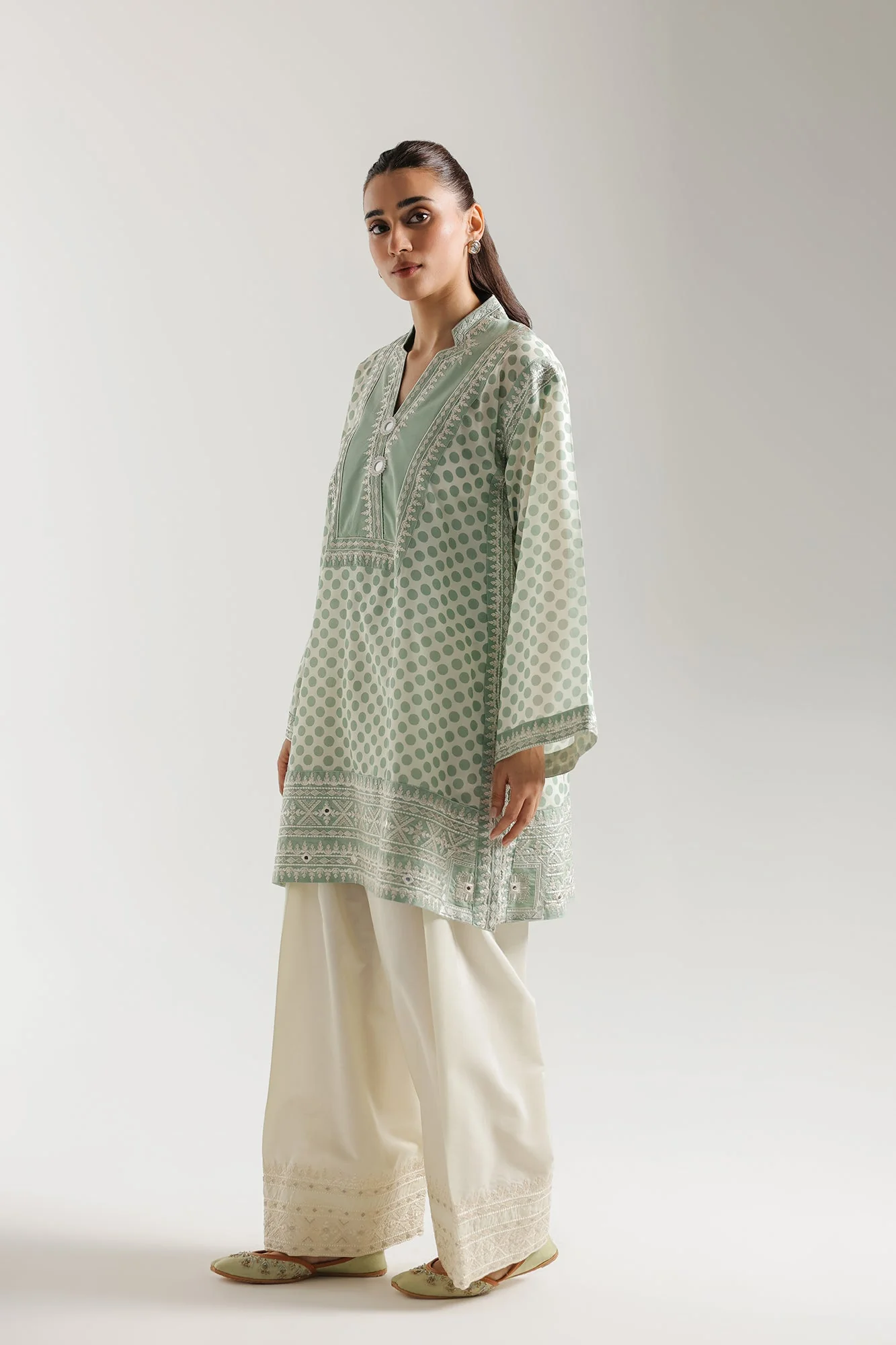 EMBROIDERED SUIT (E4348/103/005) - Image 2
