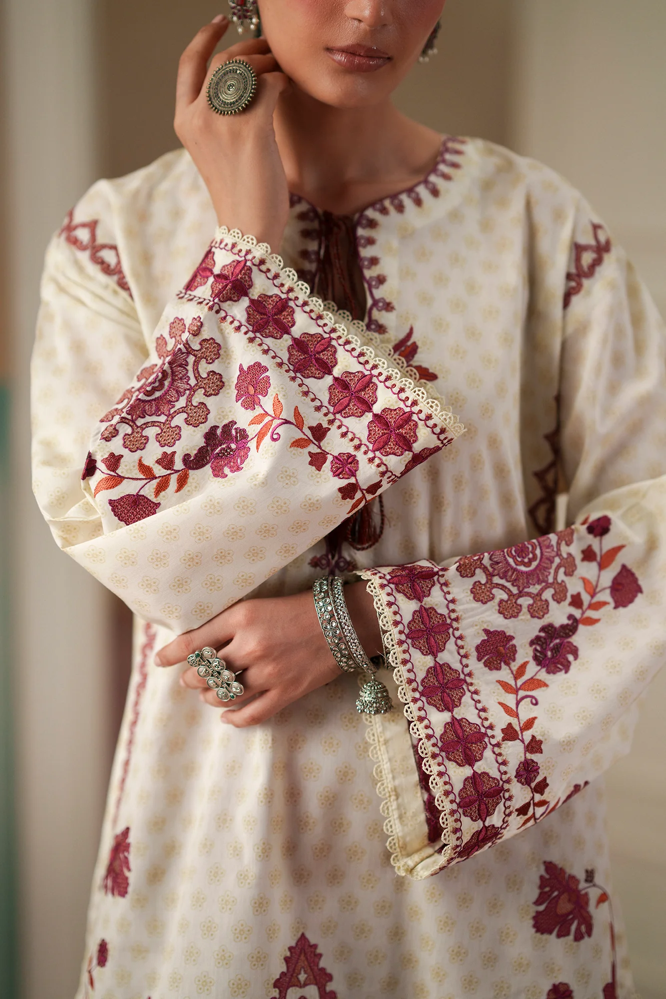 EMBROIDERED SUIT (E4354/103/005) - Image 5