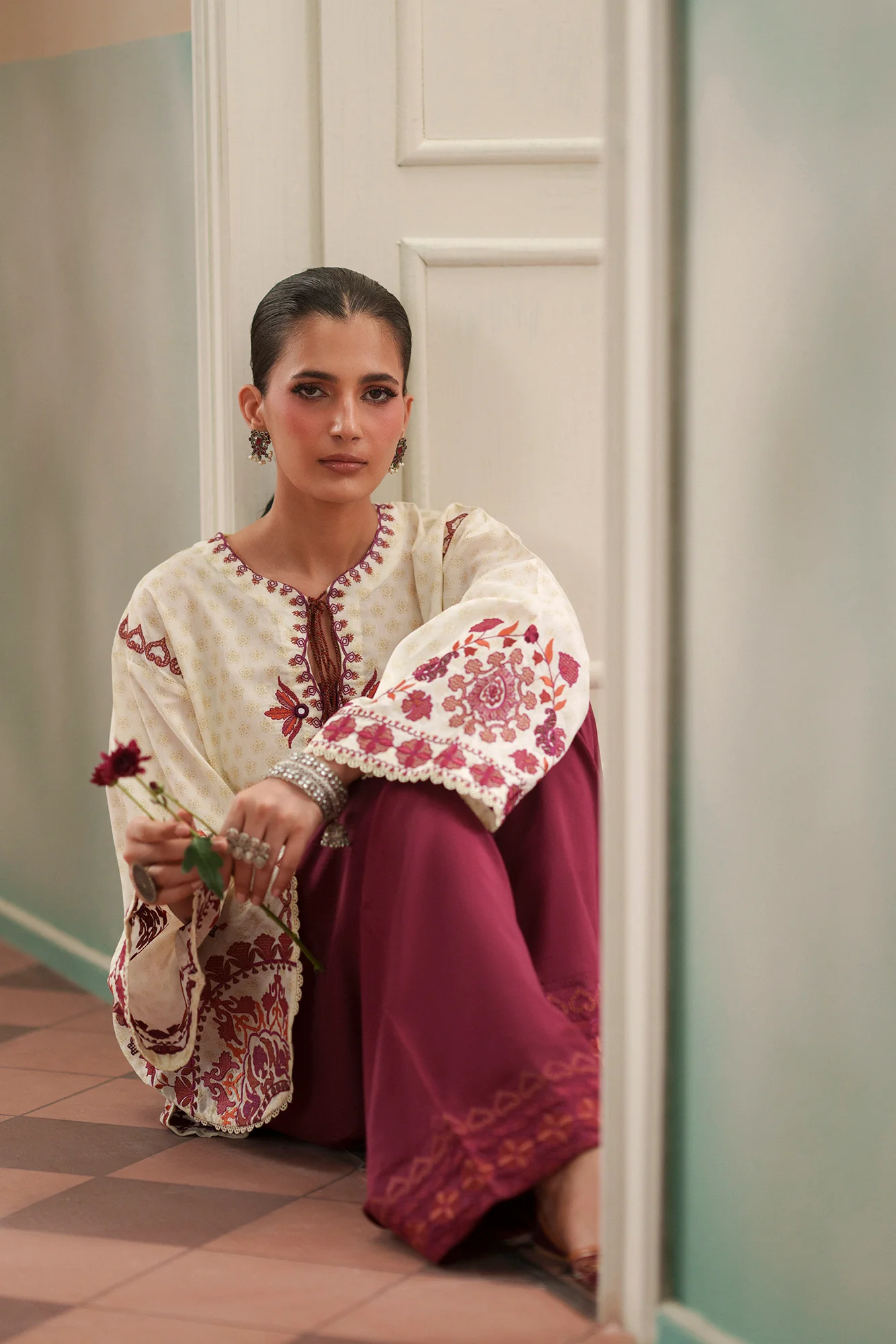EMBROIDERED SUIT (E4354/103/005) - Image 9
