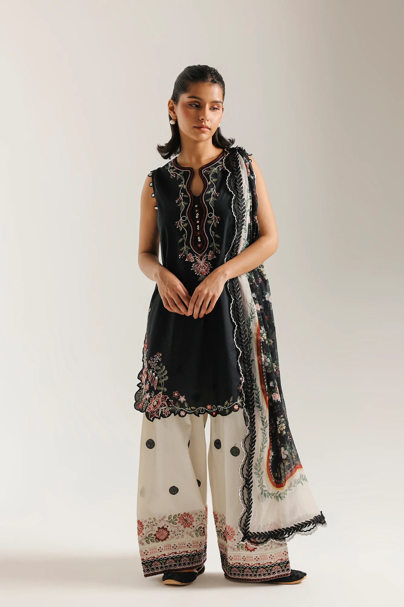 EMBROIDERED SUIT (E4358/103/902) - Image 2