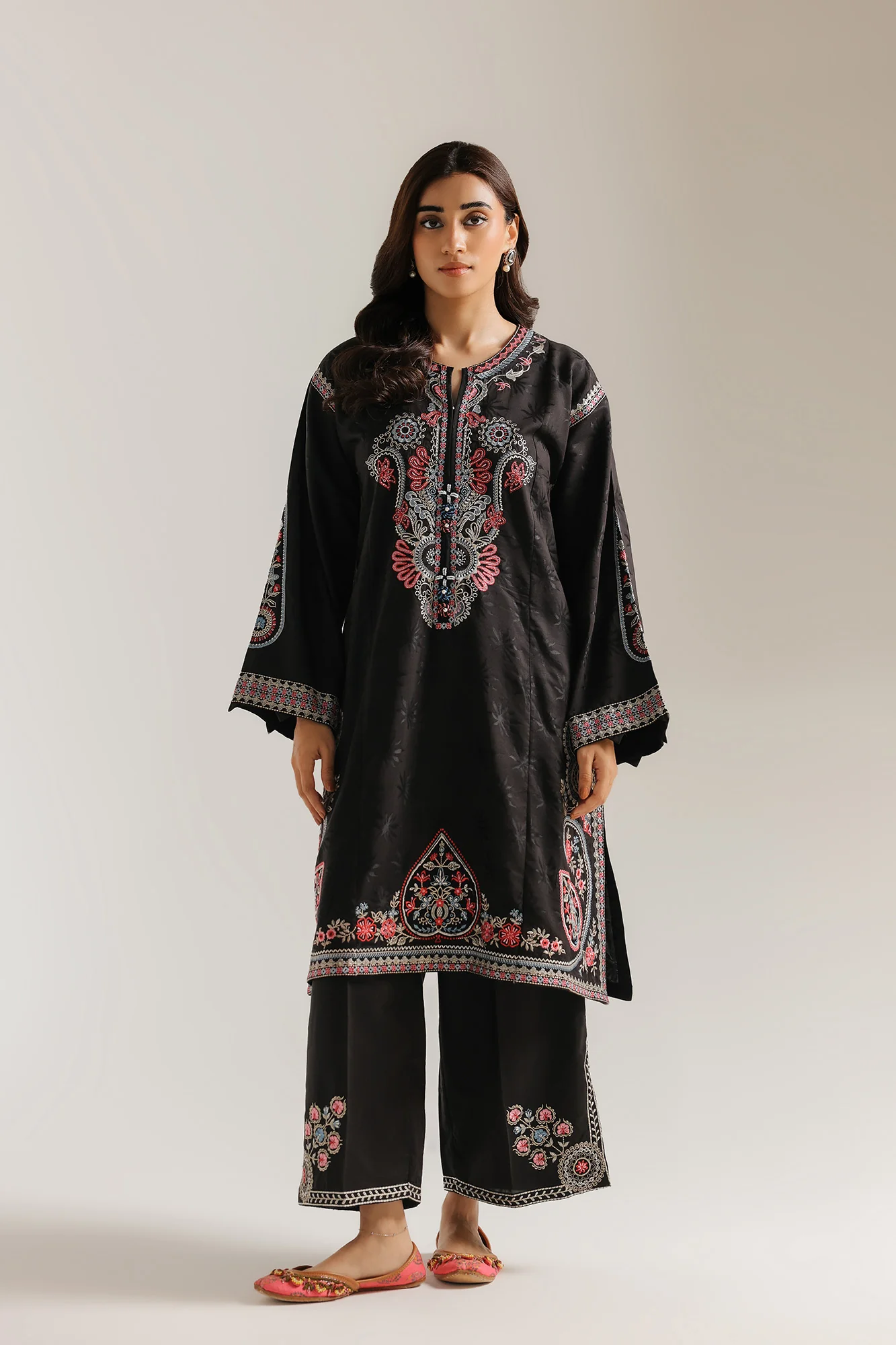 EMBROIDERED SUIT (E4399/103/901) - Image 2