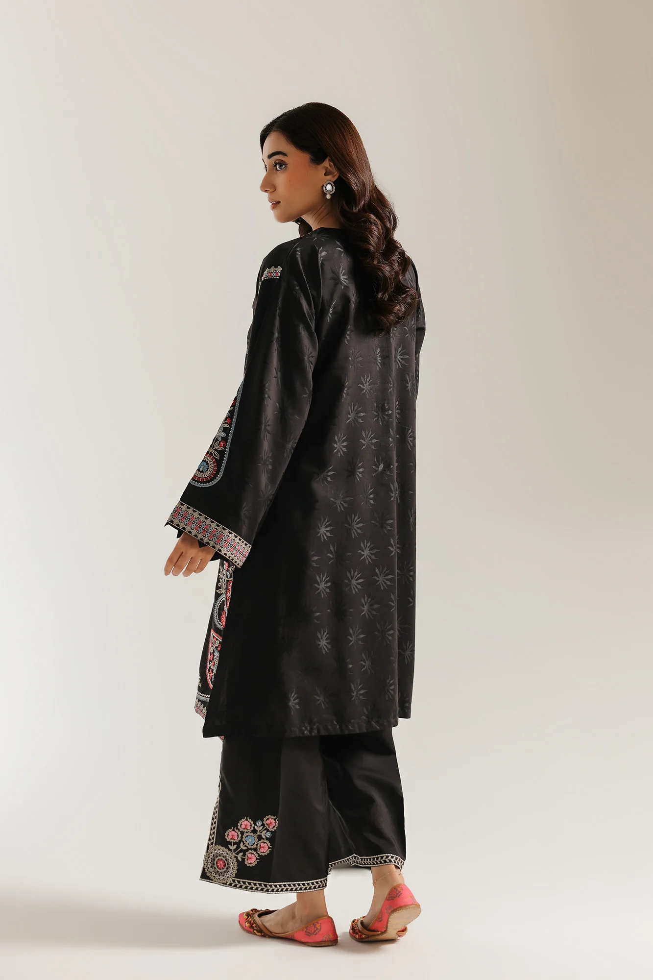 EMBROIDERED SUIT (E4399/103/901) - Image 4