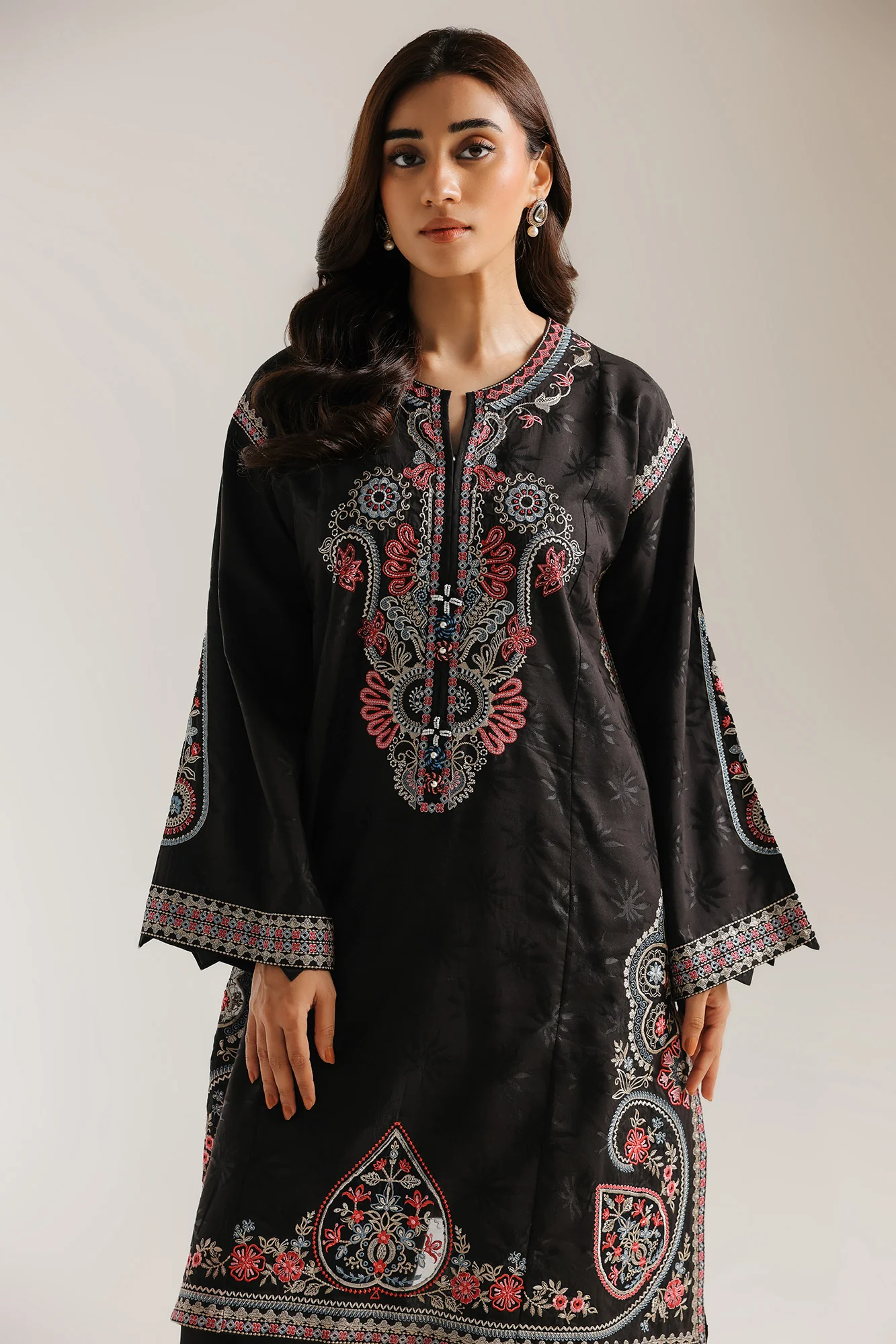 EMBROIDERED SUIT (E4399/103/901) - Image 5