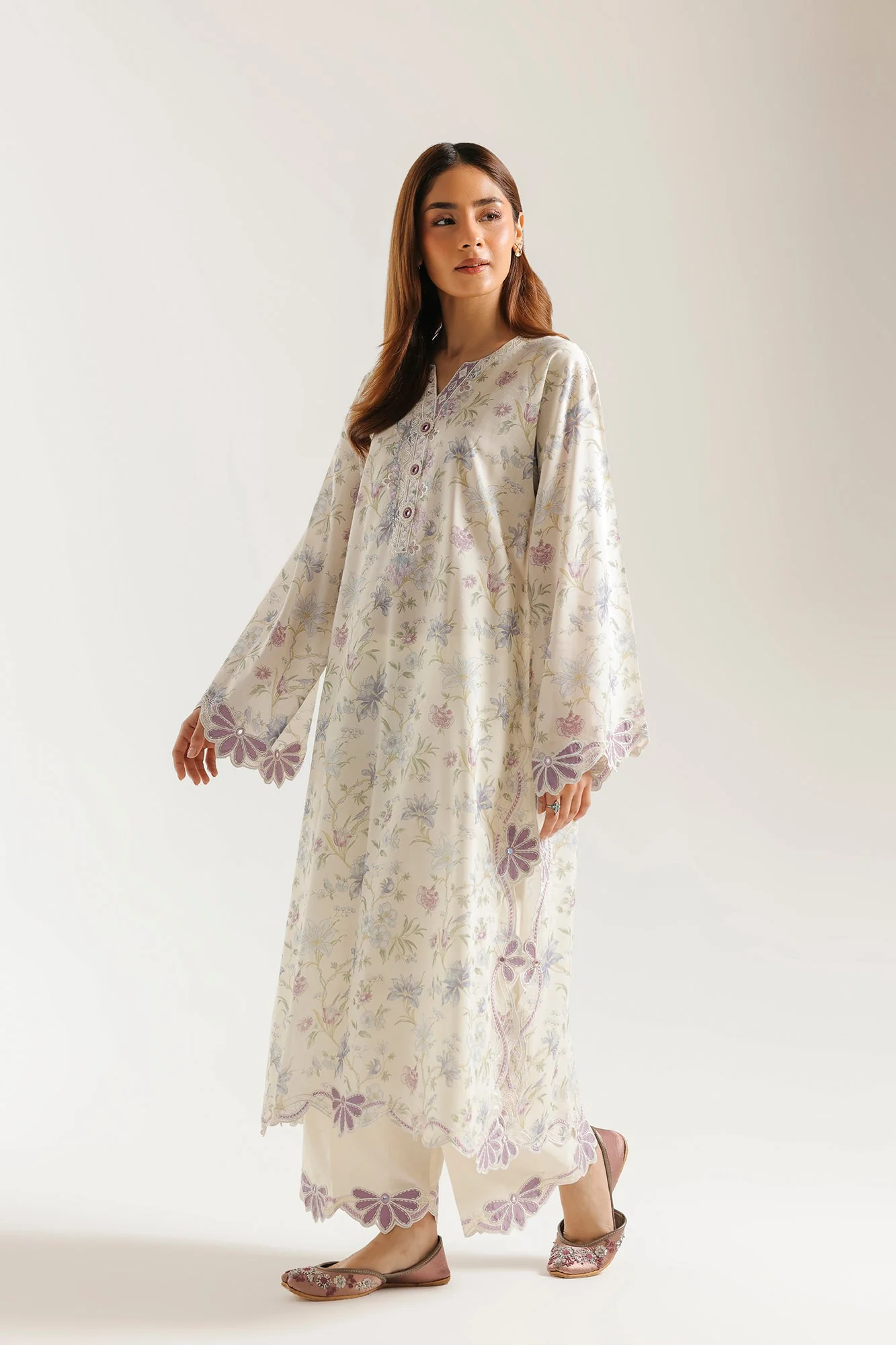 EMBROIDERED SUIT (E4414/103/003) - Image 3