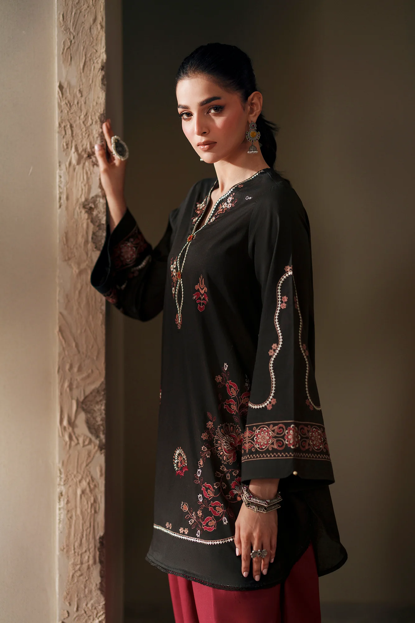 EMBROIDERED SUIT (E4430/103/901) - Image 7
