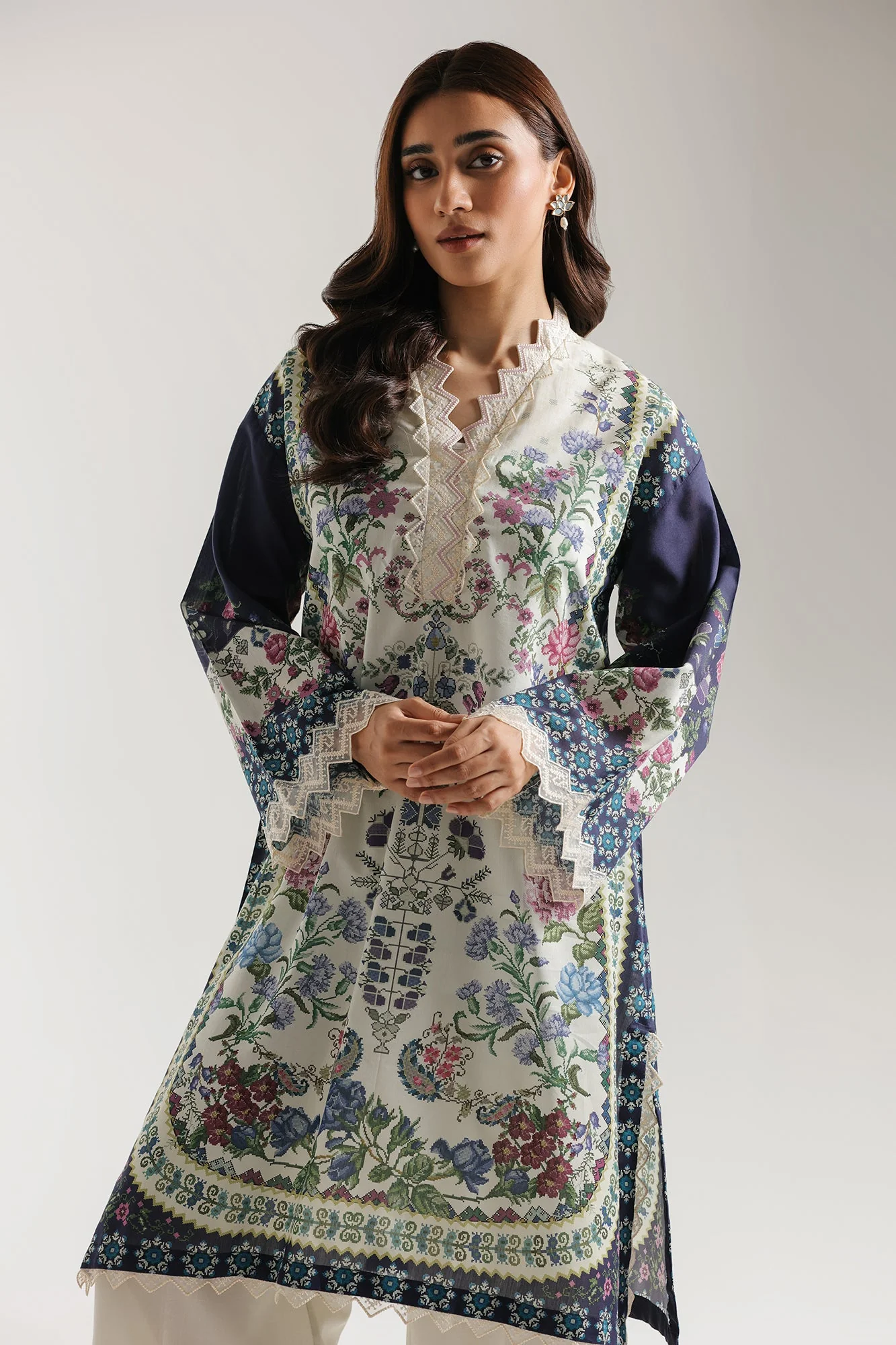 EMBROIDERED SUIT (E4475/103/005) - Image 5