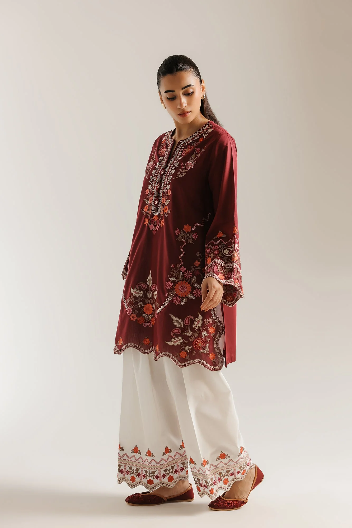 EMBROIDERED SUIT (E4483/103/319) - Image 3