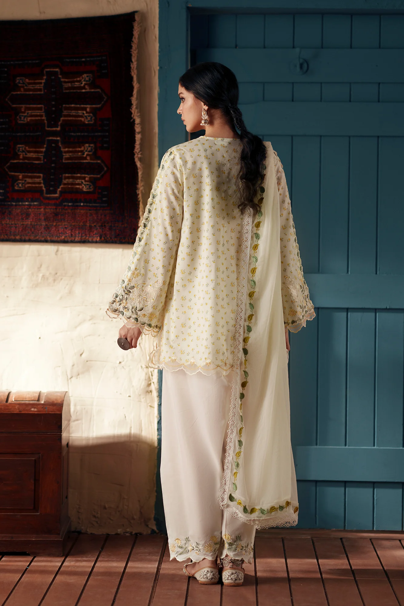 EMBROIDERED SUIT (E4490/103/004) - Image 4