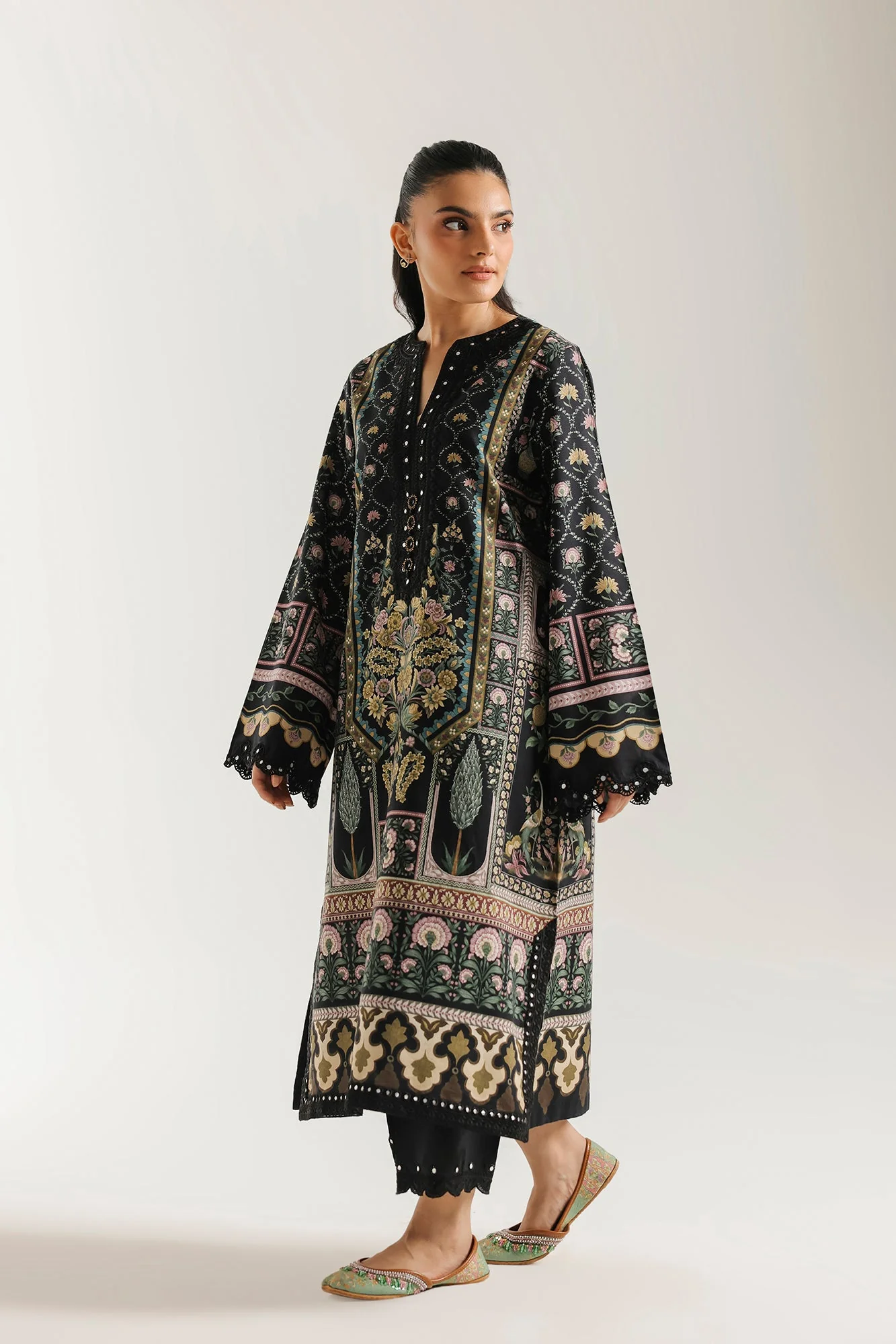 EMBROIDERED SUIT (E4498/103/902) - Image 2
