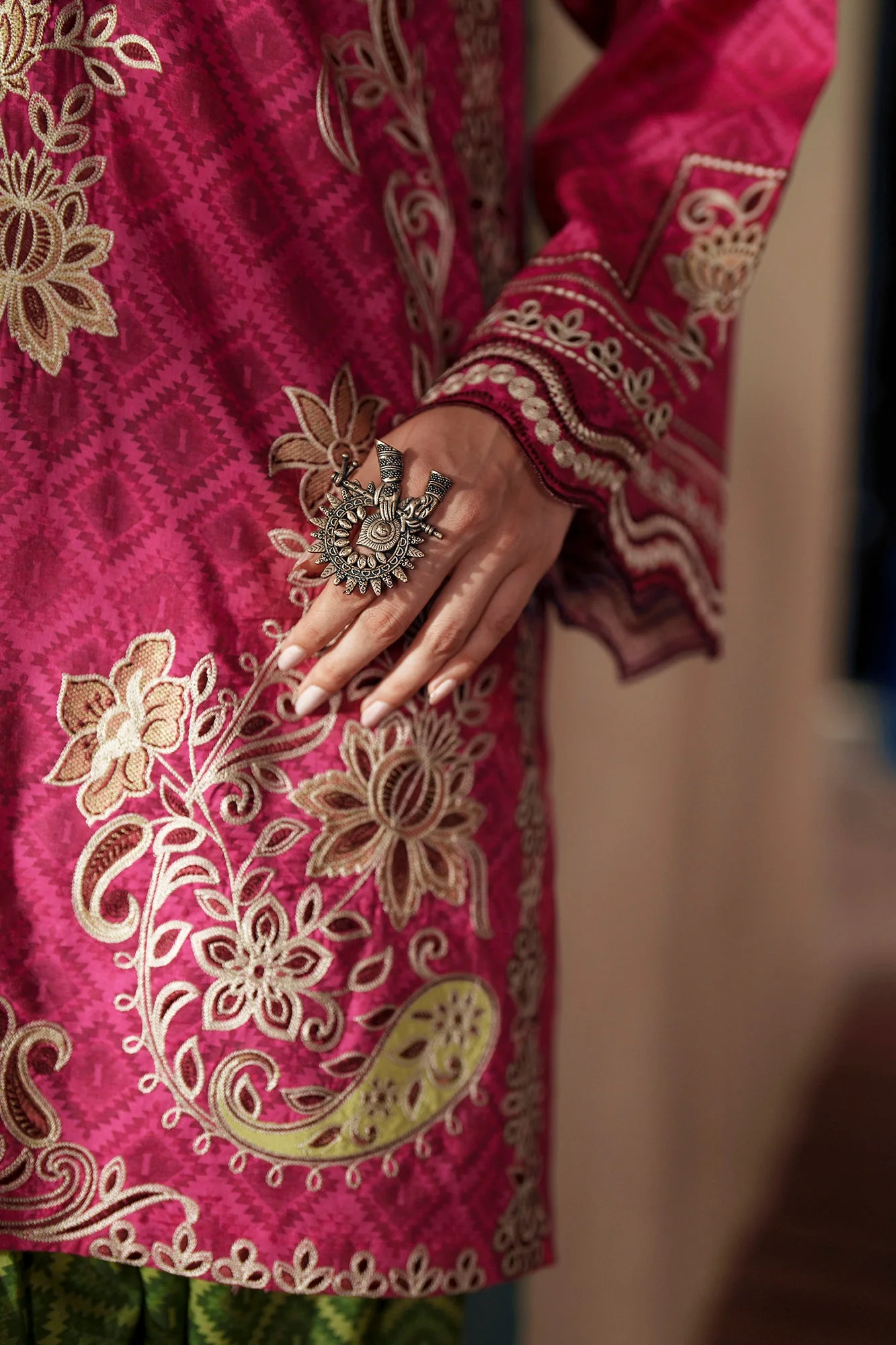 EMBROIDERED SUIT (E4507/103/405) - Image 6