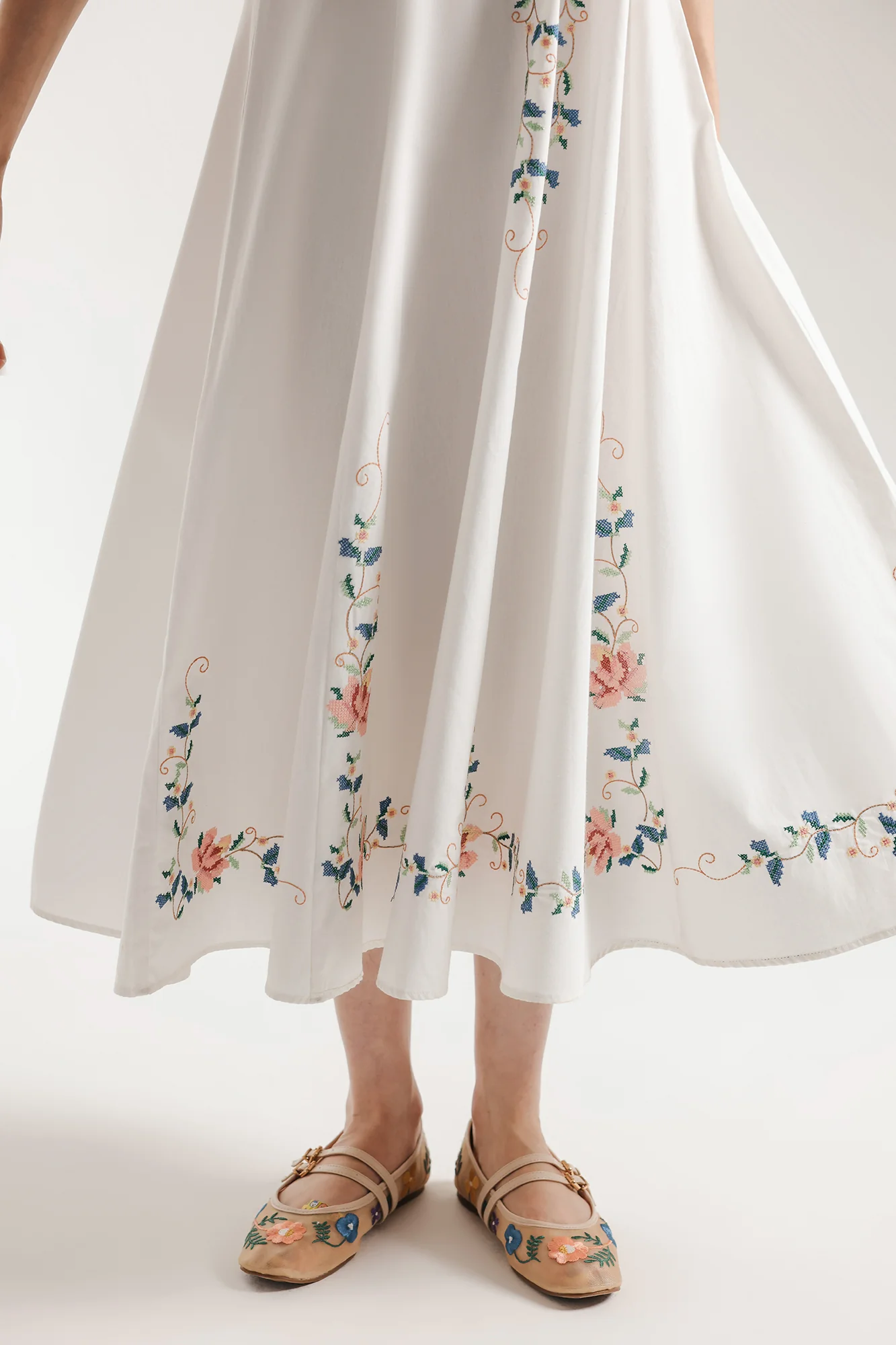 EMBROIDERED DRESS (E3321/108/001) - Image 5